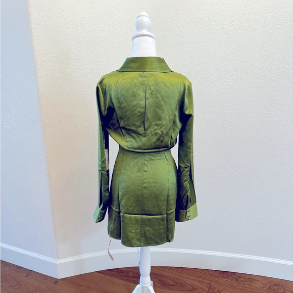 NWT Reformation Alaine Silk Long Sleeve Mini Wrap Dress in Avacado Green -Size 0 - Picture 6 of 10